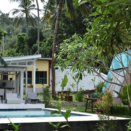 La Vie En Rose Hotel Senggigi Kültér fotó